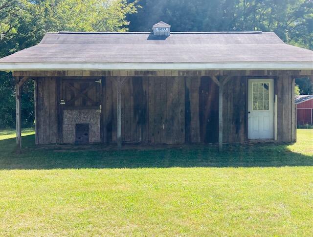 11187 6 Mile Road