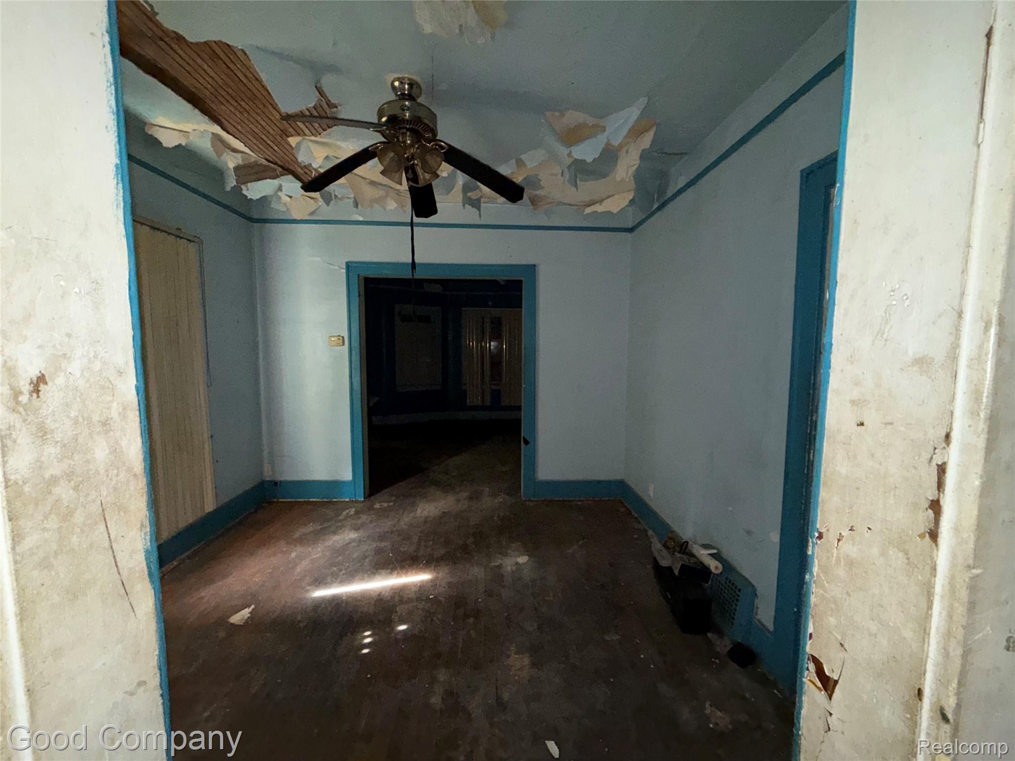 16634 Log Cabin Street