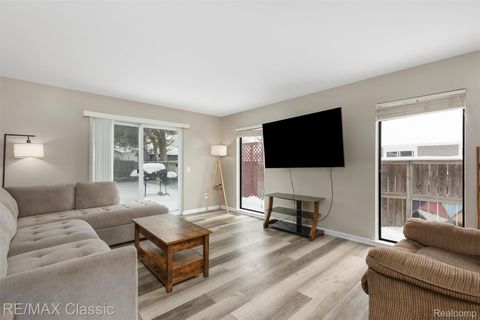 Tiny photo for 1279 S Cass Lake Road, Waterford Charter Township, MI 48328 (MLS # 20251060770)