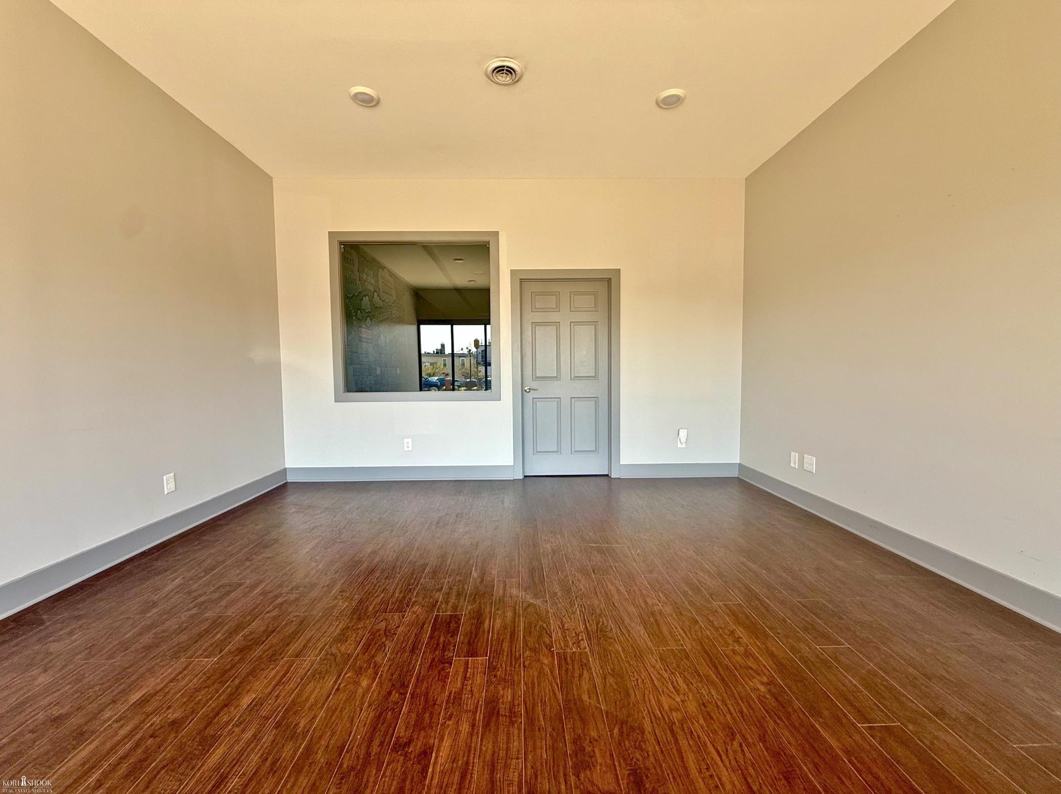 216 W Exchange Street