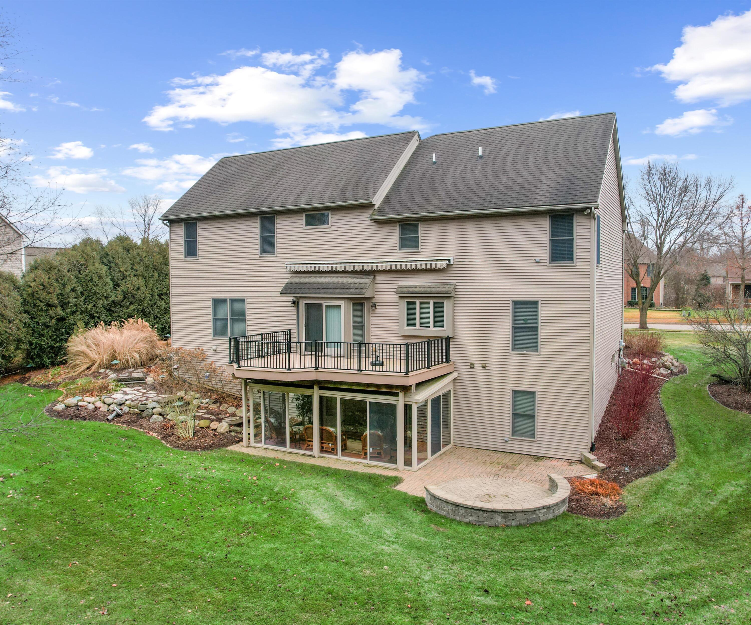 350 Huntington Drive