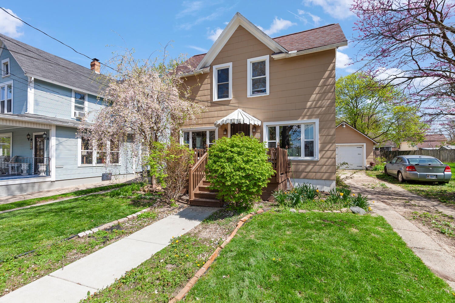 418 Ormsby Street
