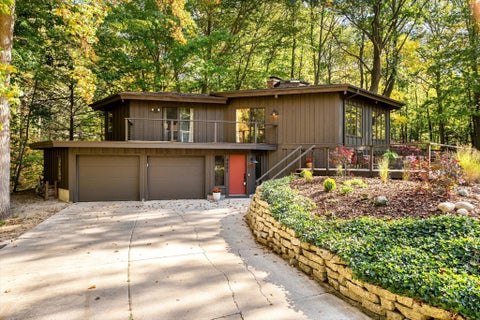 Photo of 4681 Cottonwood Drive, Laketown Township, MI 49423 (MLS # 65026055098)