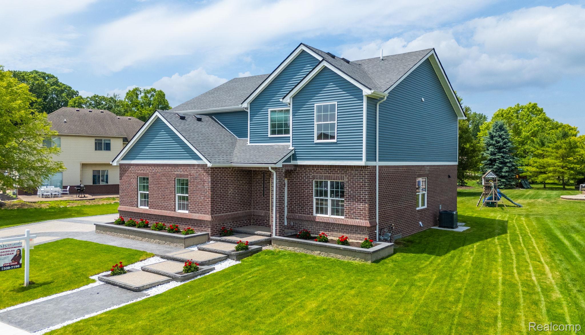 23594 Crescent Ridge Drive