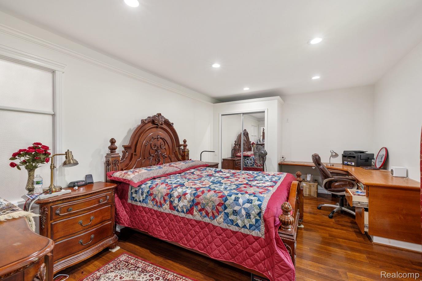 Rochester Hills City, Michigan 48309, United States, 4 Bedrooms Bedrooms, ,3 BathroomsBathrooms,Residential,Active,158272