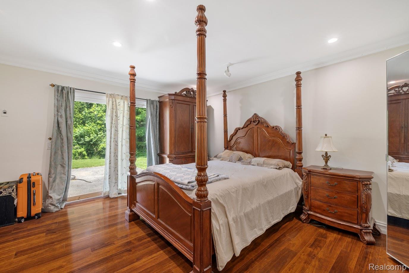 Rochester Hills City, Michigan 48309, United States, 4 Bedrooms Bedrooms, ,3 BathroomsBathrooms,Residential,Active,158272