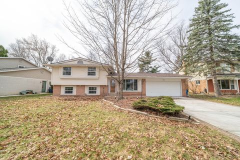 Photo of 3212 Lockridge Drive, Ann Arbor, MI 48108 (MLS # 81026010090)