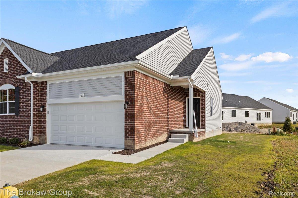 1439 Lincoln Street 37