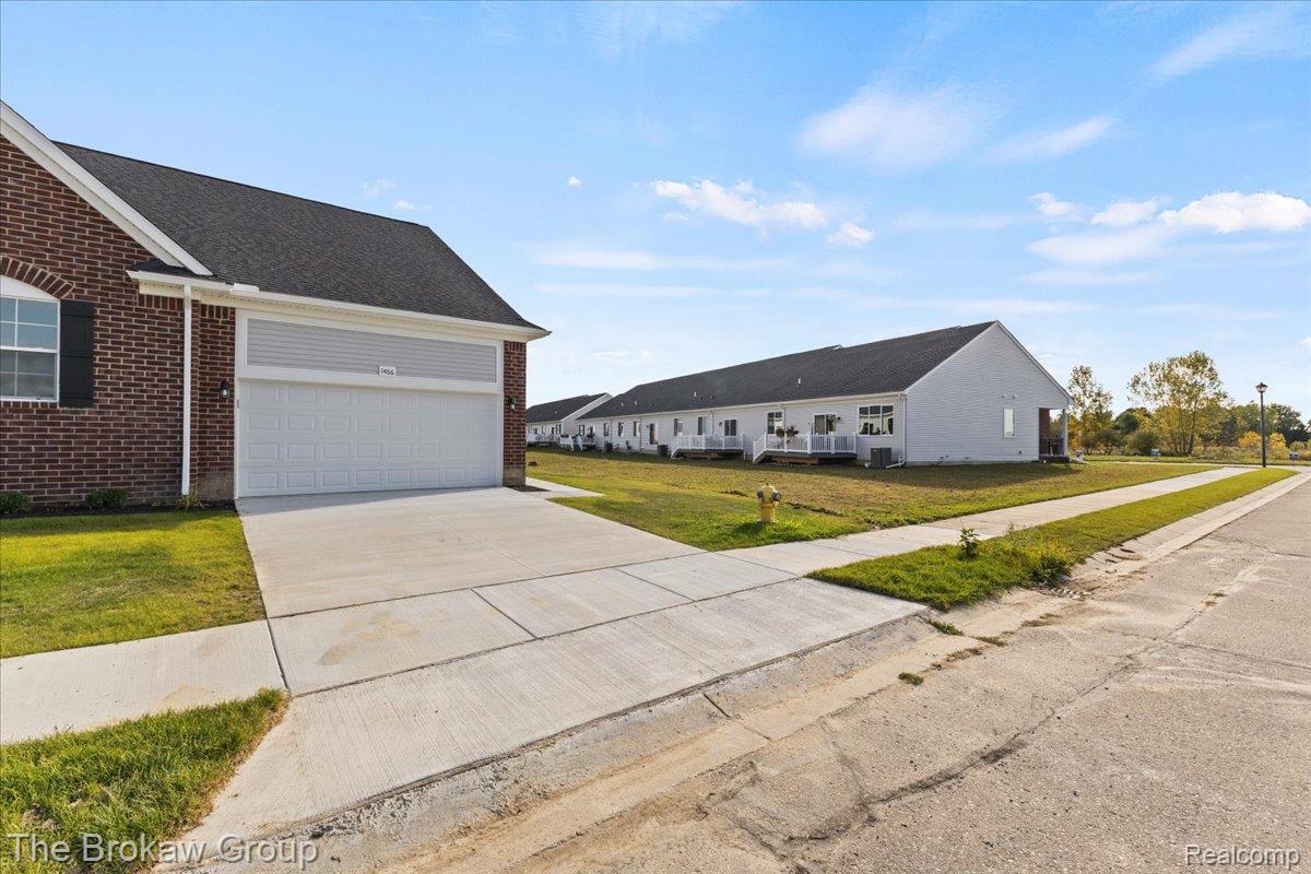 1439 Lincoln Street 37