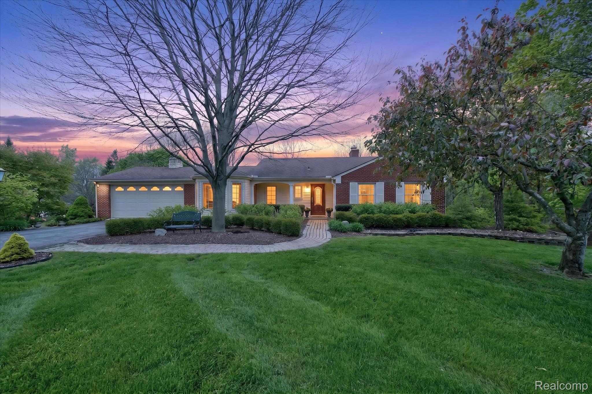 13960 Ridgewood Drive