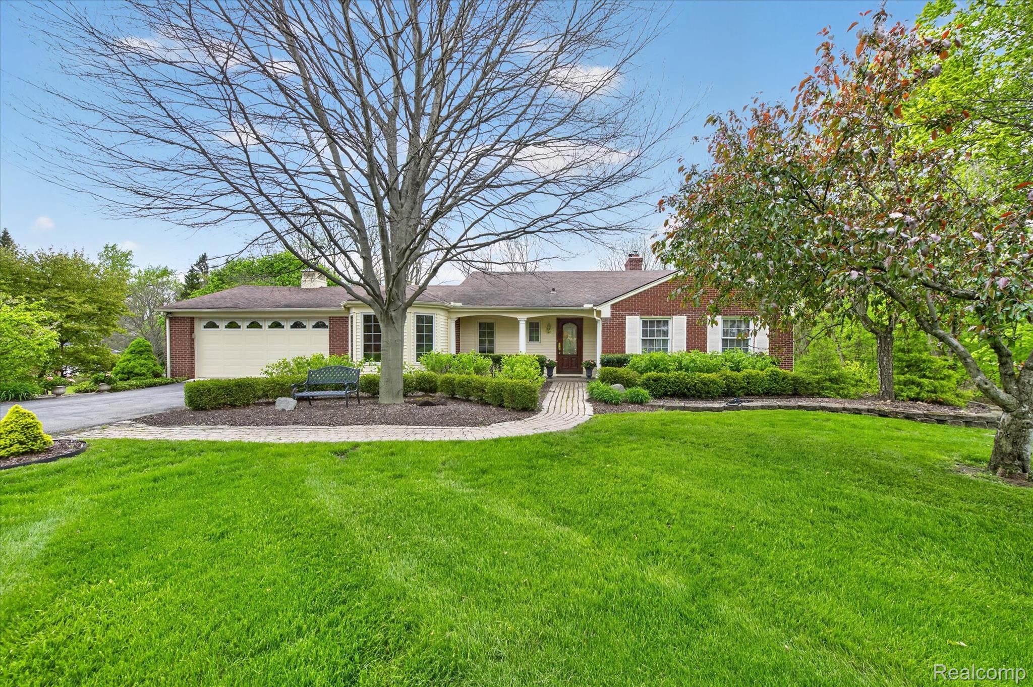 13960 Ridgewood Drive