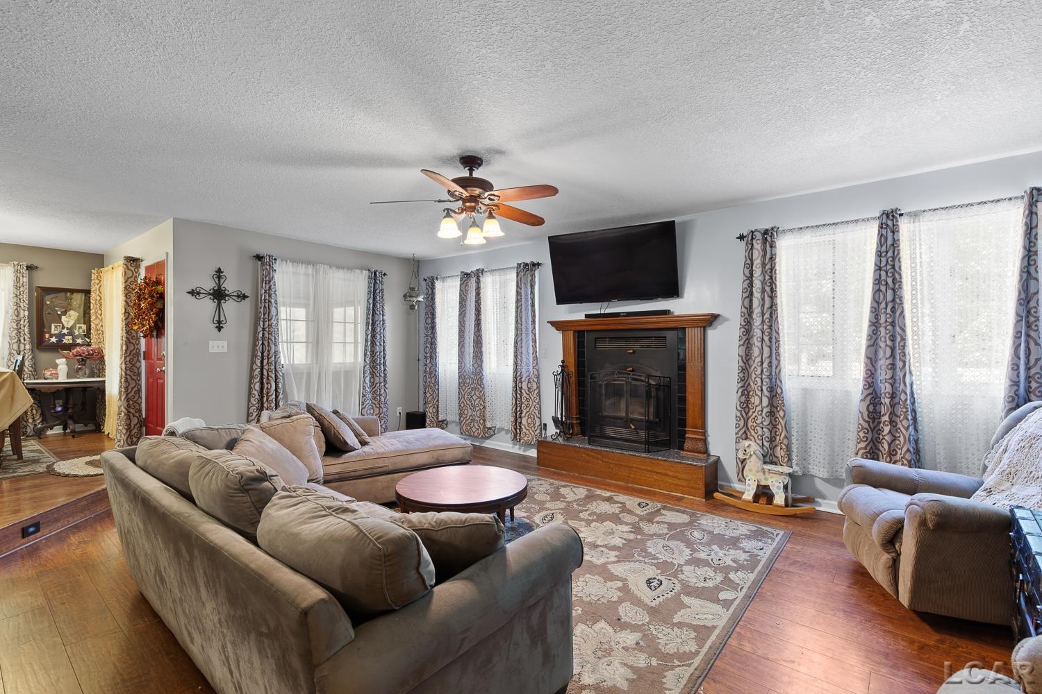 15858 Lelah Lane