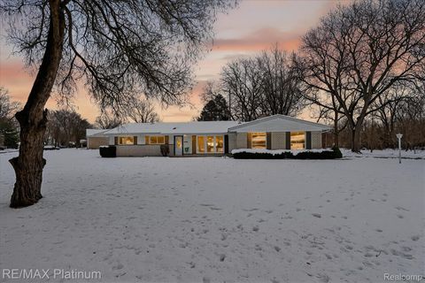 23660 Maude Lea Street Novi City MI 48375