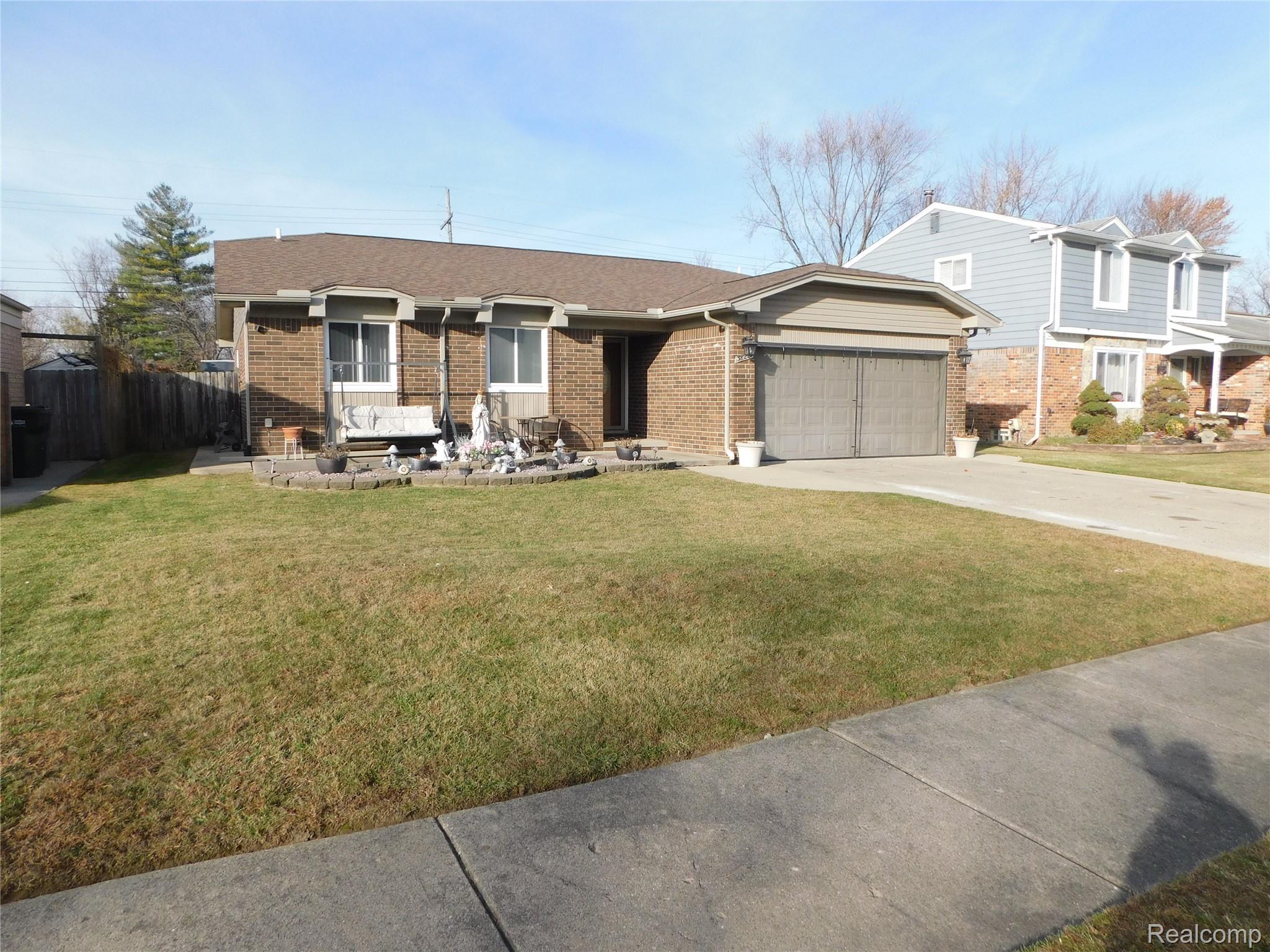 38223 Forsdale Drive