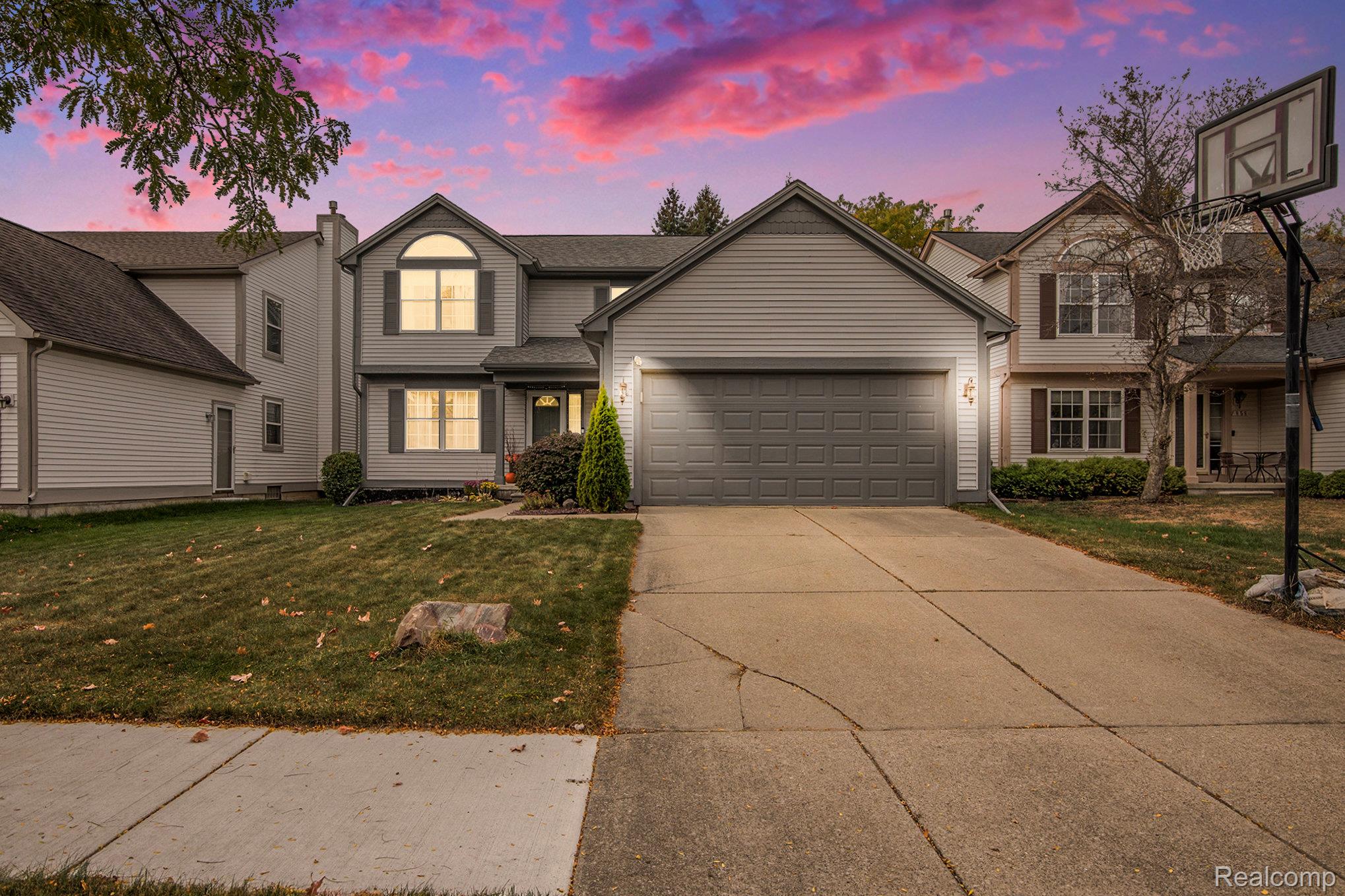 862 Polo Place