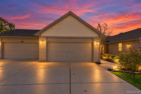 Photo for 3033 Harbor Court