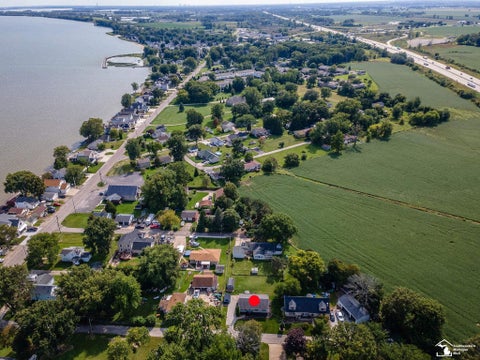 Tiny photo for 4611 N 3rd Street, Luna Pier City, MI 48157 (MLS # 57050220223)