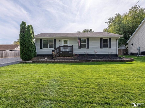 Photo of 4611 N 3rd Street, Luna Pier City, MI 48157 (MLS # 57050220223)