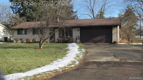3431 Culbertson Avenue Rochester Hills City MI 48307