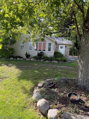 7311 COLONY DR, WEST BLOOMFIELD, MI 48323 - Image afc7fbecb1f1fa23b0d3bc2a8461968f/2263834411