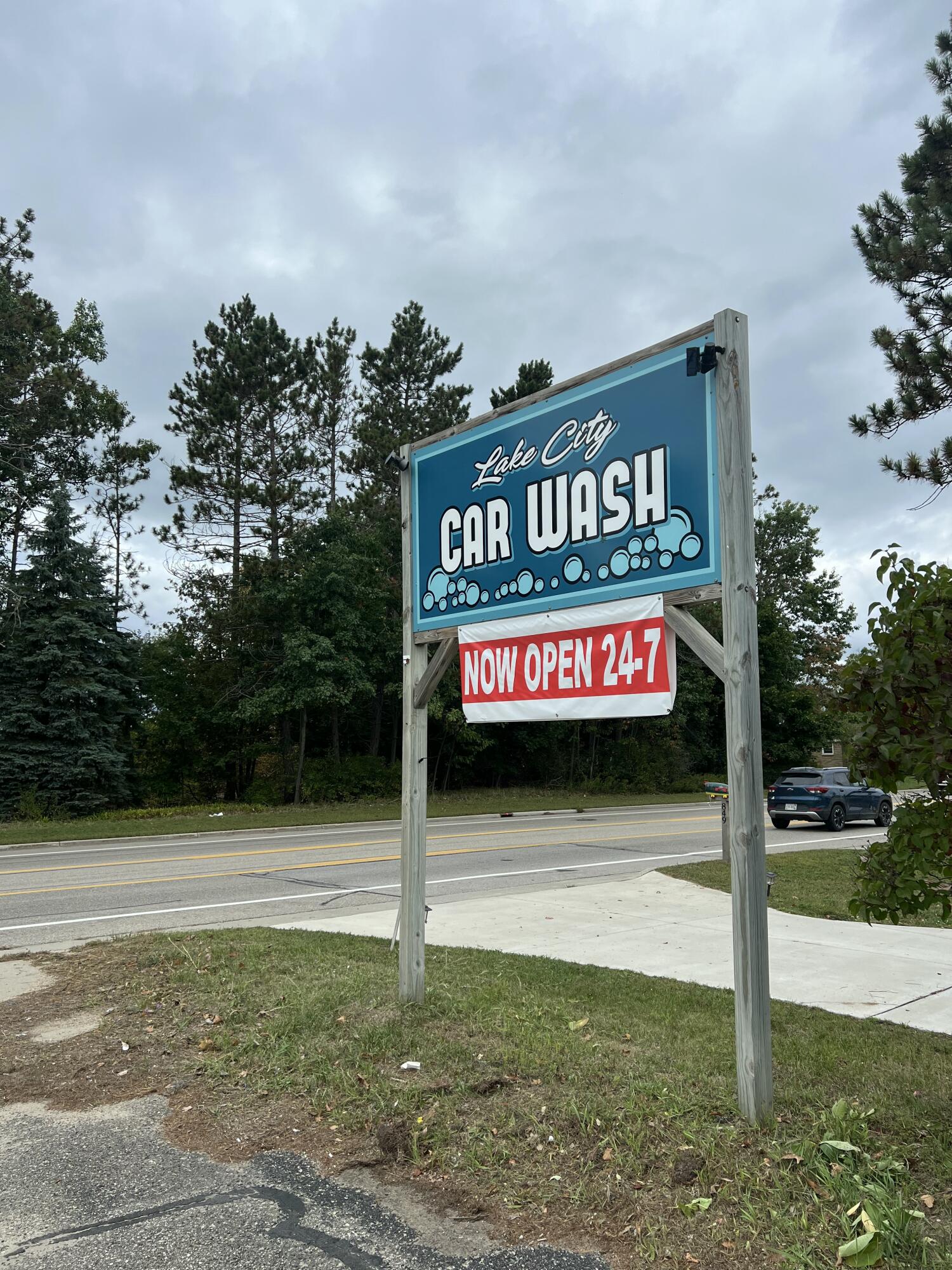 991 S Lakeshore Drive