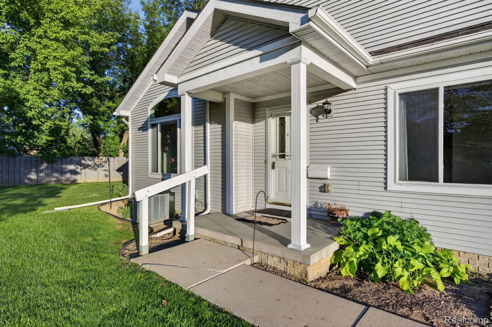 100 Aberdeen Drive 36