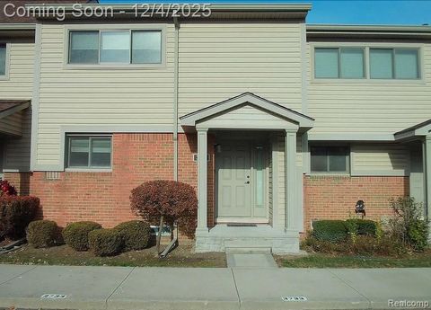 3733 Old Creek Road Troy City MI 48084