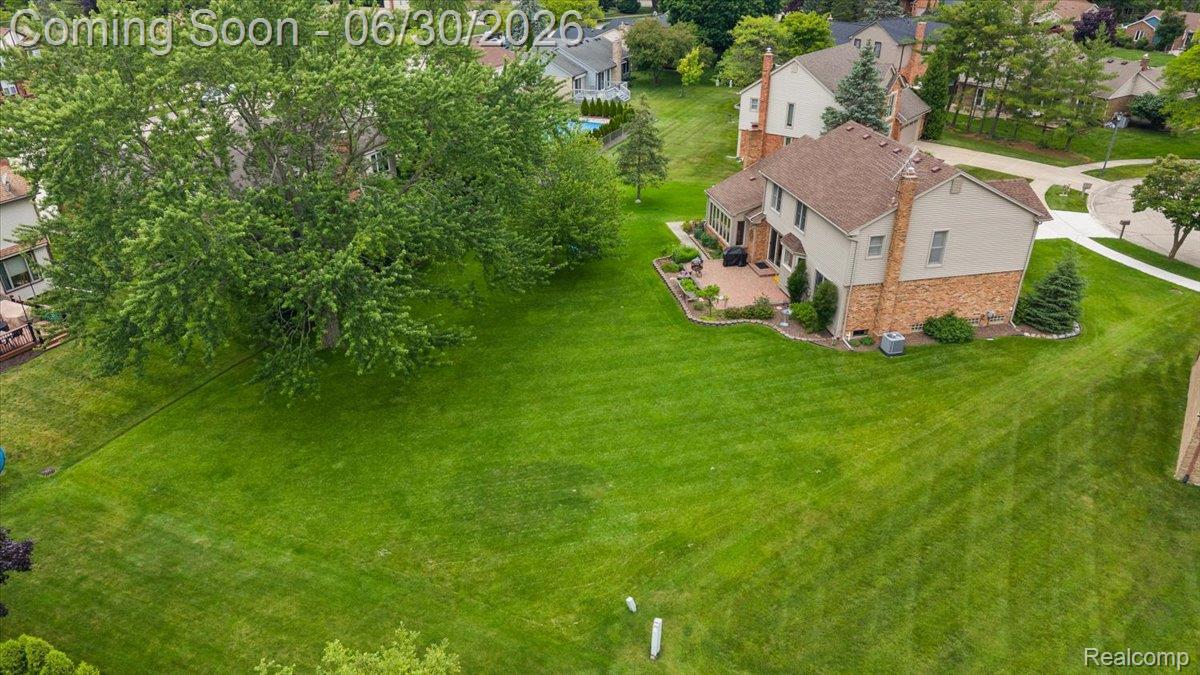 20152 Whitby Court