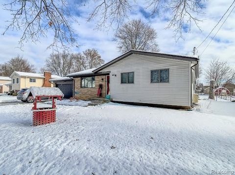 4445 Dixon Drive W Flint Charter Township MI 48473