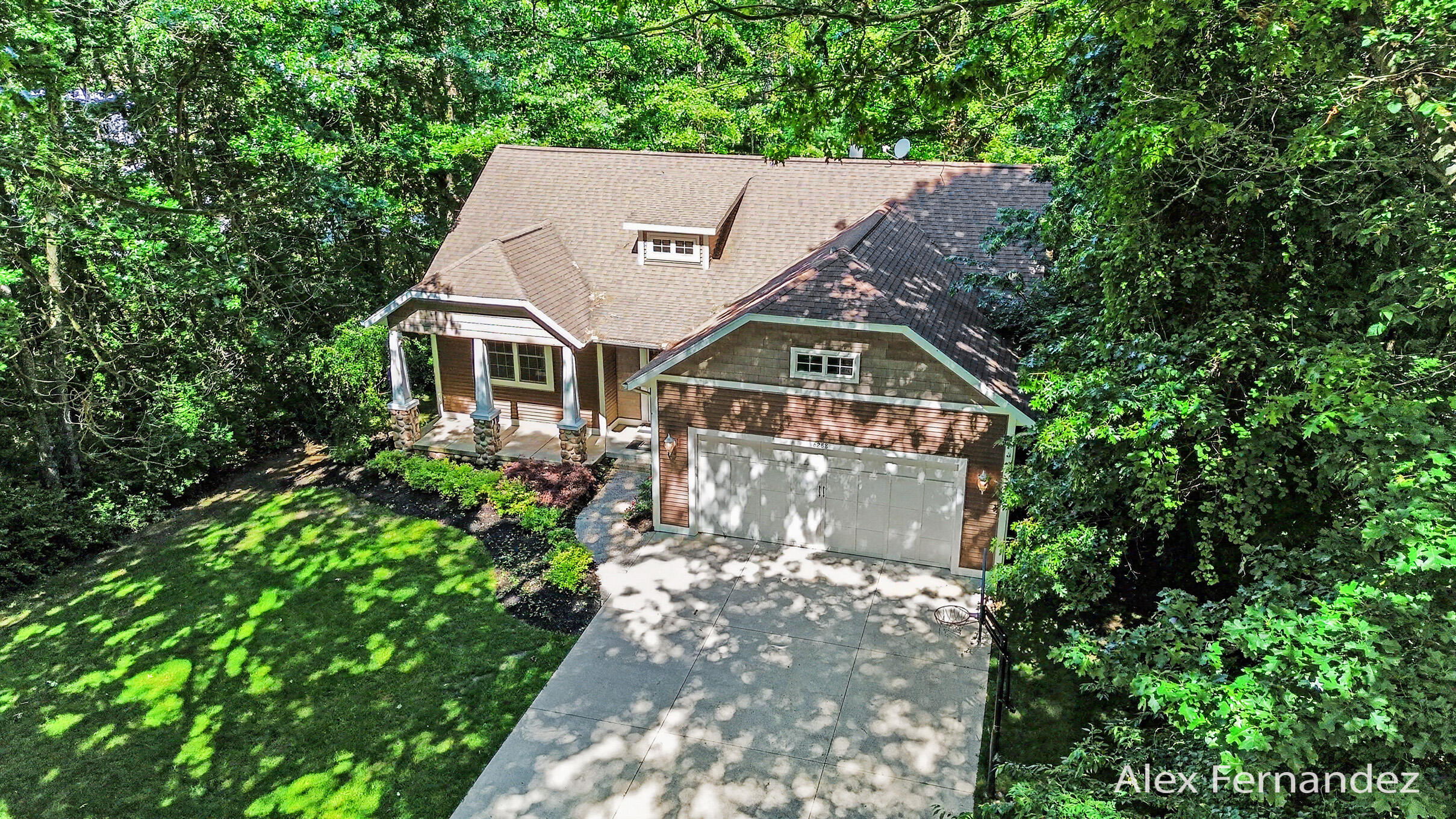 6288 Hawthorne Court