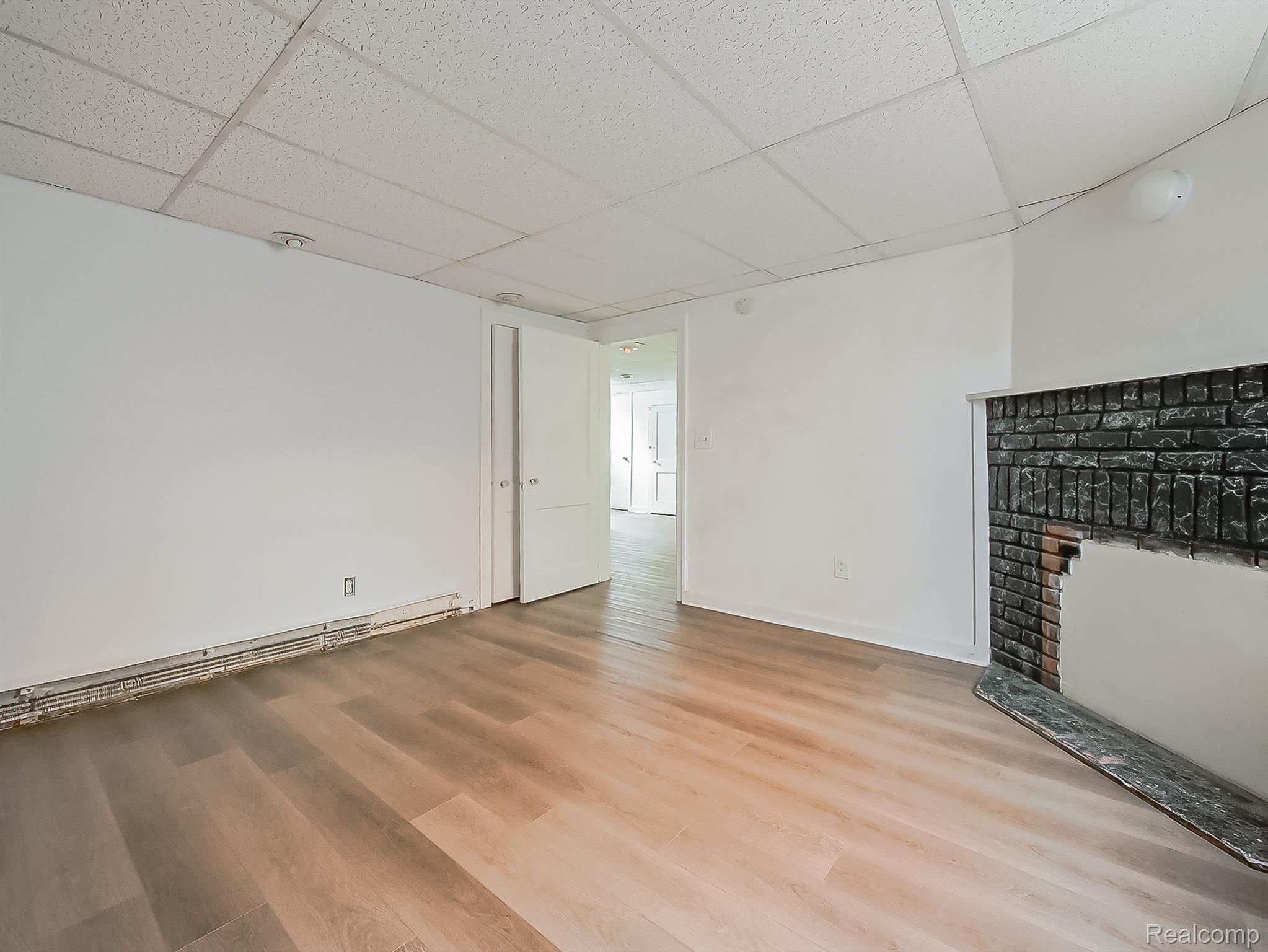 1809 Jackson Avenue 2
