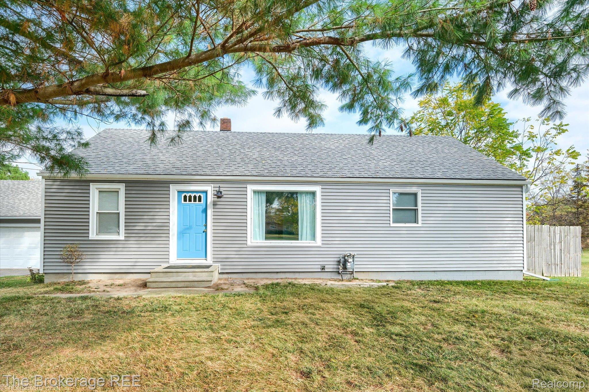 2061 E Grand Blanc Road