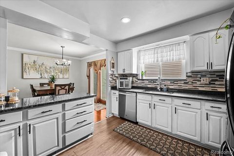 Tiny photo for 6716 Rosedale Boulevard, Allen Park City, MI 48101 (MLS # 81026025908)