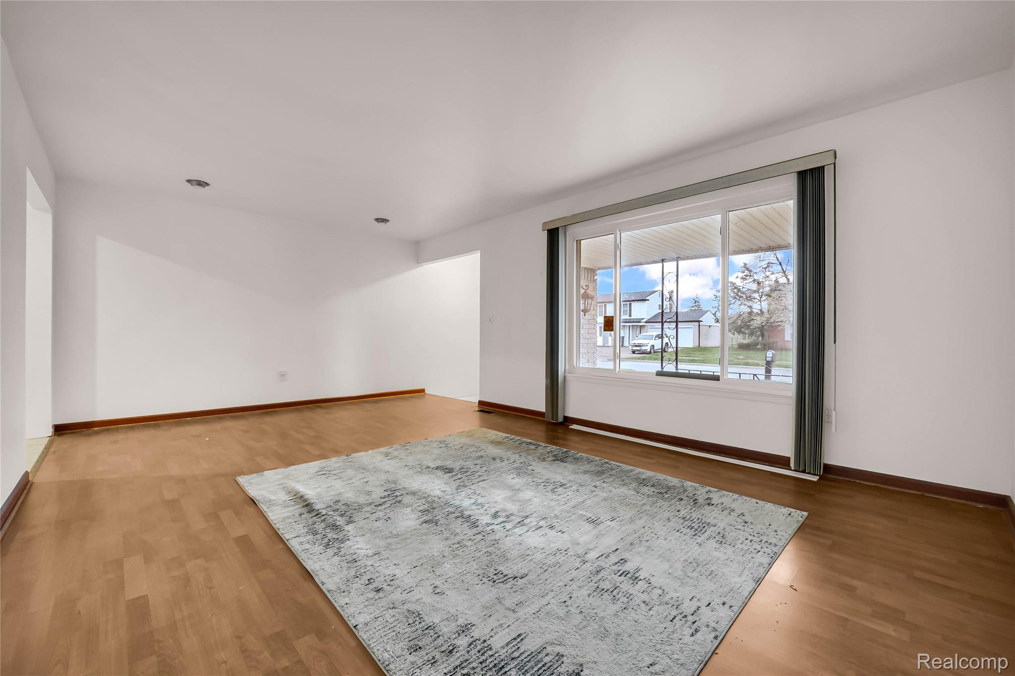 27665 Aberdeen Street