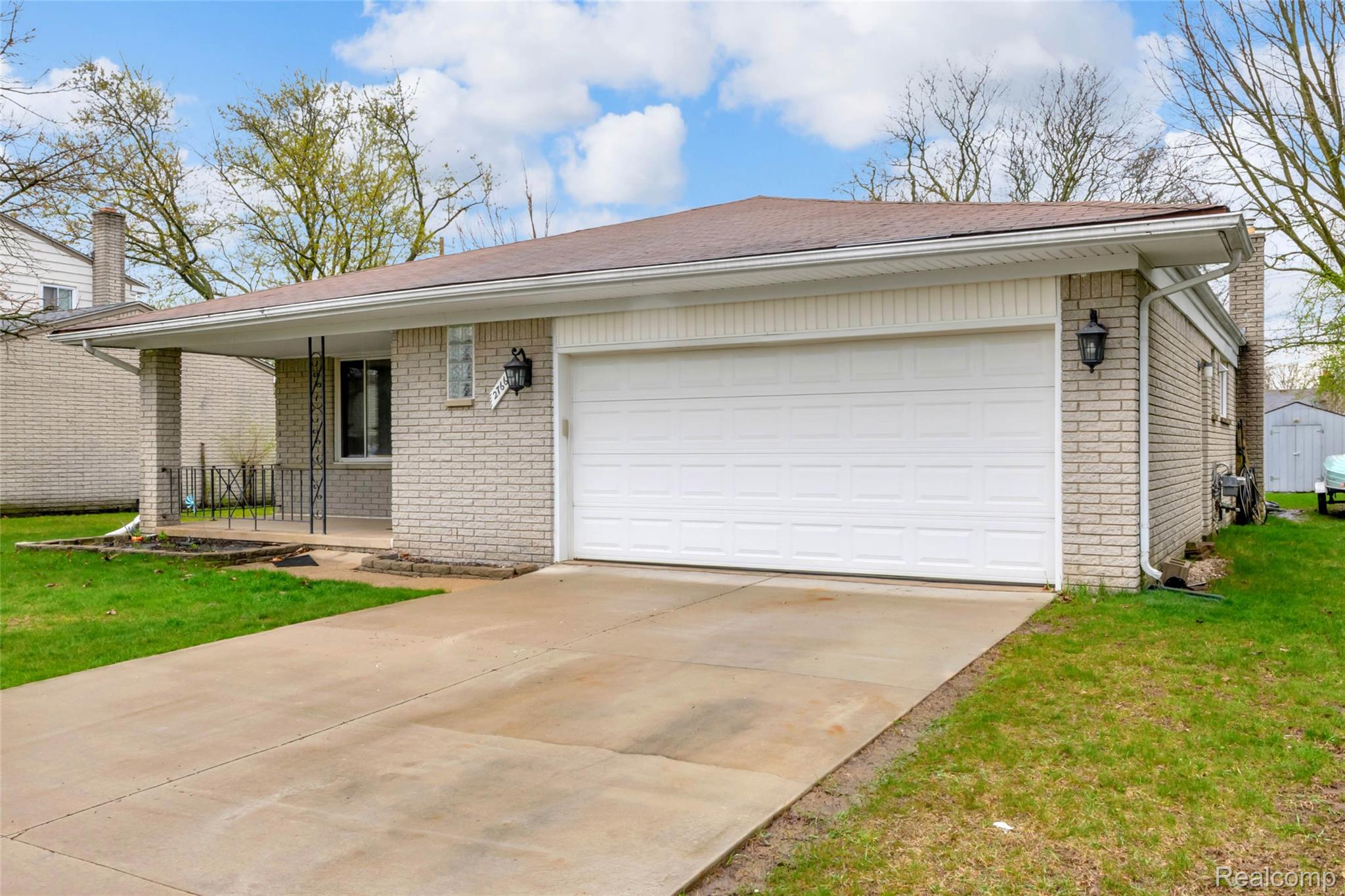 27665 Aberdeen Street