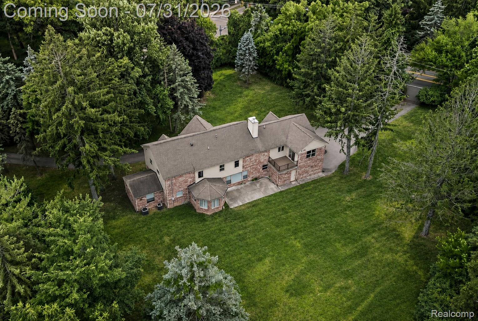 1592 Lone Pine Road