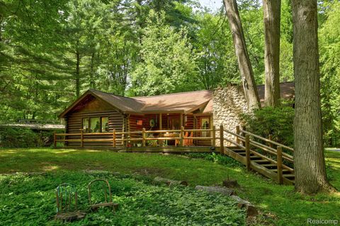 Tiny photo for 3814 S Towerline Road, Bridgeport Charter Township, MI 48722 (MLS # 20261039561)