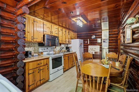 Tiny photo for 3814 S Towerline Road, Bridgeport Charter Township, MI 48722 (MLS # 20261039561)