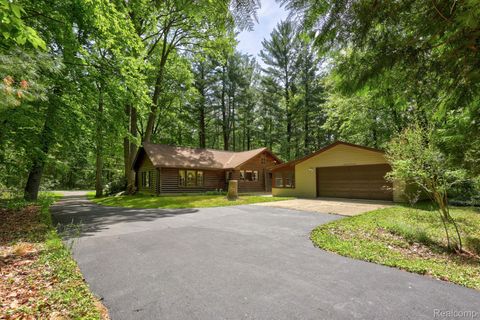 Tiny photo for 3814 S Towerline Road, Bridgeport Charter Township, MI 48722 (MLS # 20261039561)
