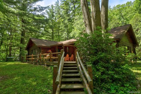 Tiny photo for 3814 S Towerline Road, Bridgeport Charter Township, MI 48722 (MLS # 20261039561)