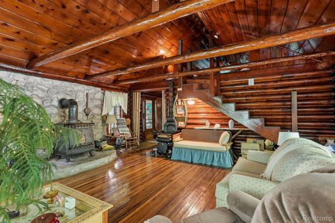 Tiny photo for 3814 S Towerline Road, Bridgeport Charter Township, MI 48722 (MLS # 20261039561)