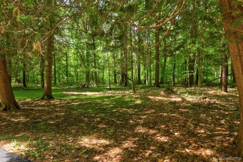 Tiny photo for 3814 S Towerline Road, Bridgeport Charter Township, MI 48722 (MLS # 20261039561)