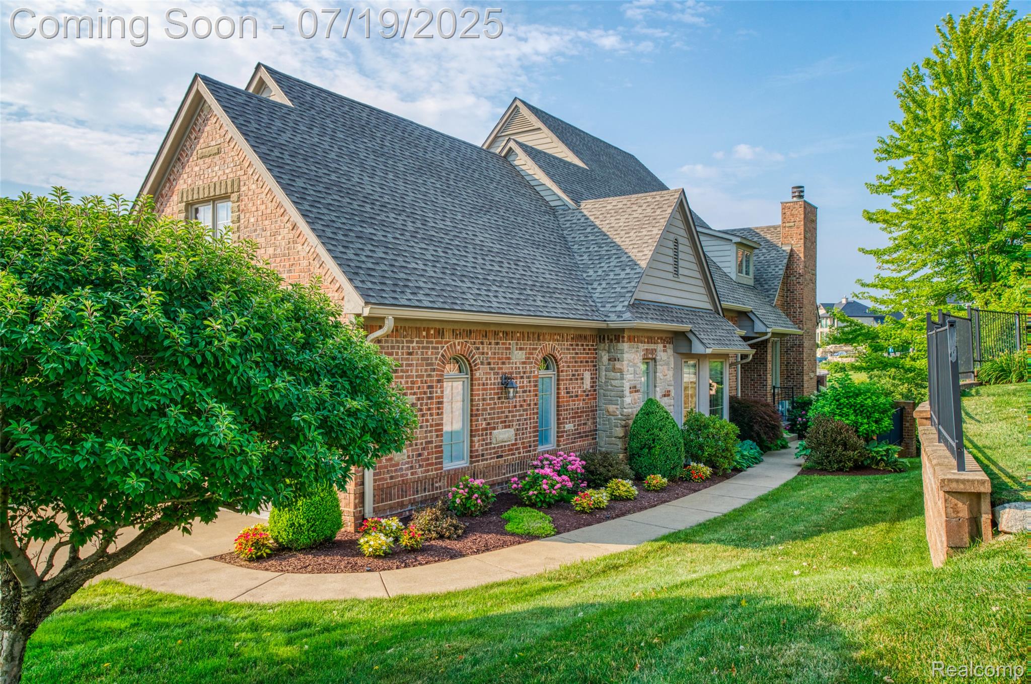 10827 Sparkling Waters Court