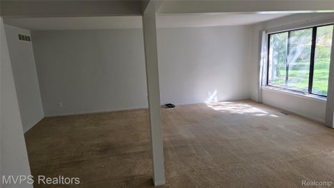 Tiny photo for 16275 W 9 Mile Road #102, Southfield City, MI 48075 (MLS # 20261078767)