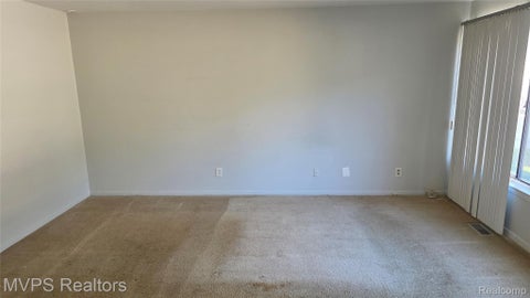 Tiny photo for 16275 W 9 Mile Road #102, Southfield City, MI 48075 (MLS # 20261078767)