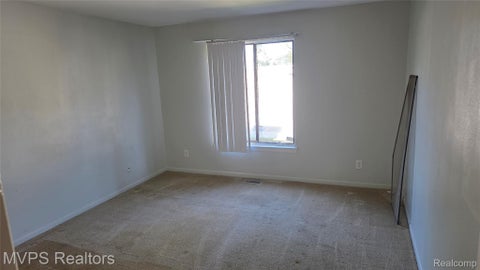 Tiny photo for 16275 W 9 Mile Road #102, Southfield City, MI 48075 (MLS # 20261078767)