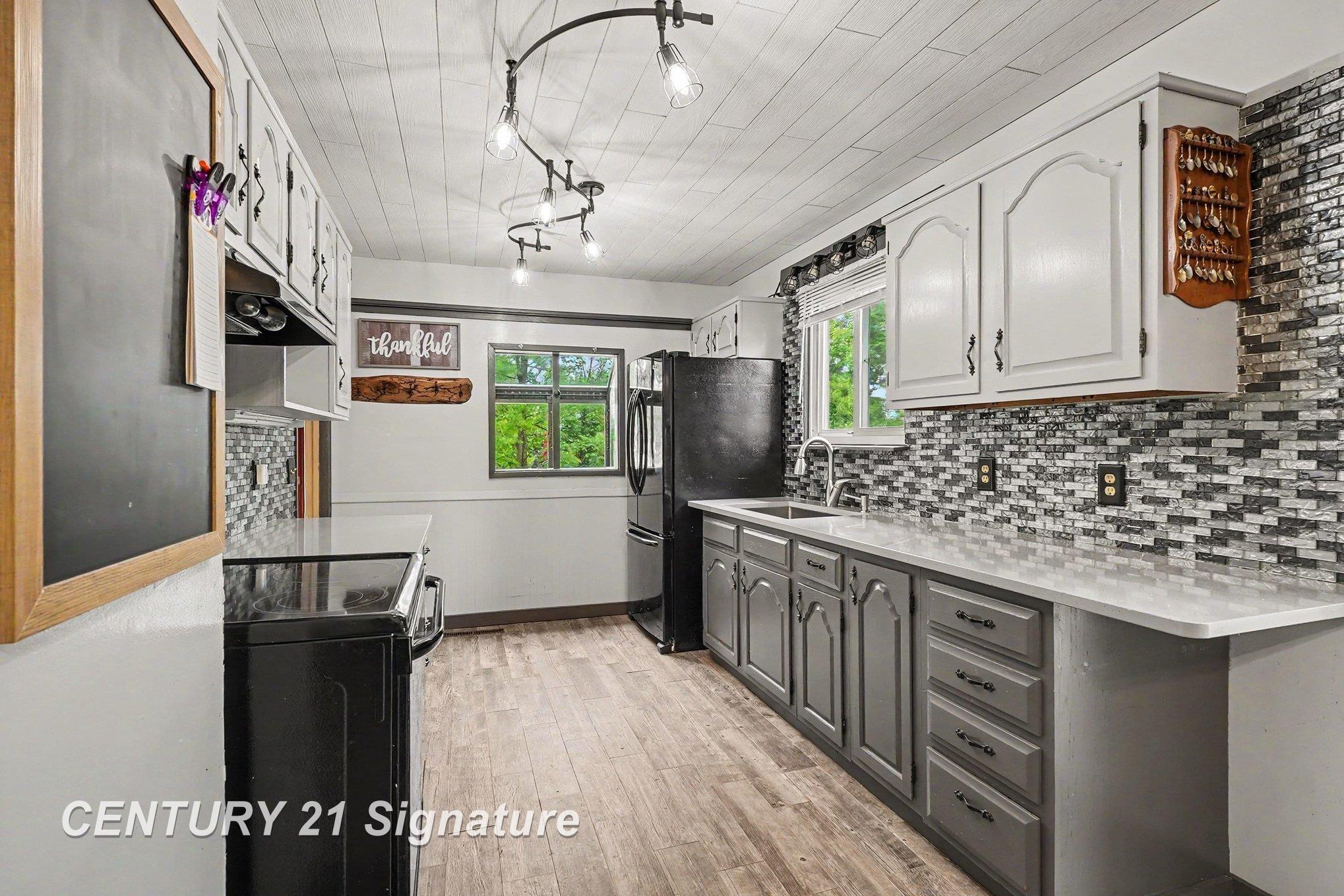 220 S 7th Street