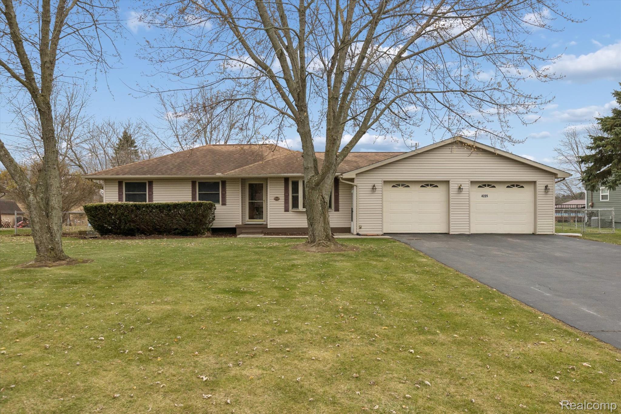 4225 Lapeer Street