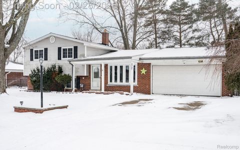 5737 Shetland Way Waterford Charter Township MI 48327