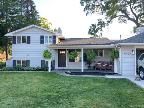 6817 Brightwood Court Waterford Charter Township MI 48327